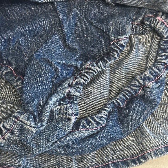 Gymboree - Blue Denim Skort with Flared Design and embroidered strawberry - Picture 4 of 6